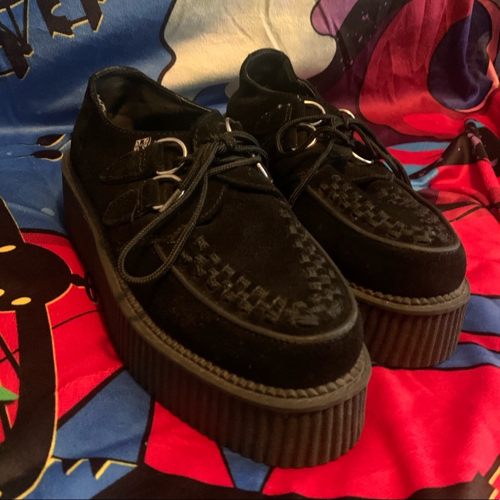 DO NOT BUY!!! ON HOLD Creepers by TUK